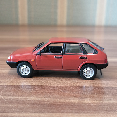 ВАЗ-2109 Спутник,1:43