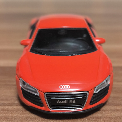 Audi R8