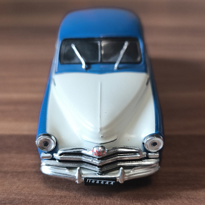 GAZ-M20V Pobeda, 1:43