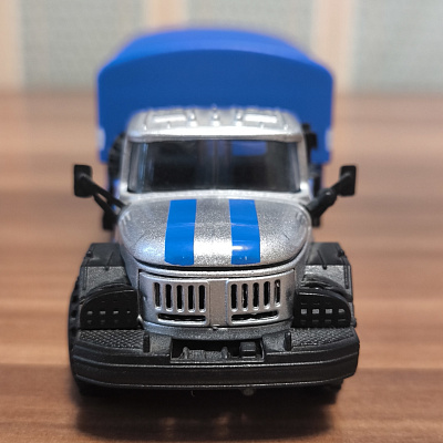 ZIL-131, police