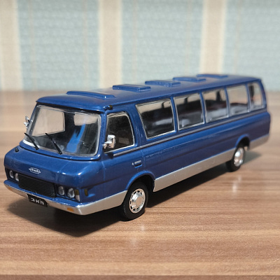 ZIL-118K Yunost, 1:43