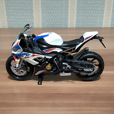 BMW S1000RR, 2020, 1:12