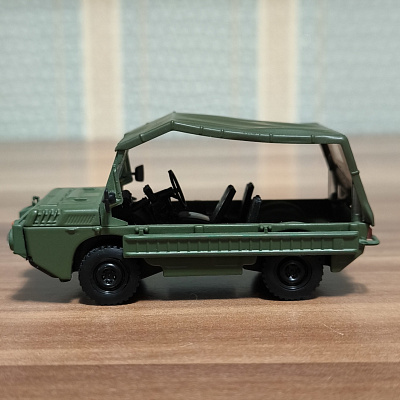 ЛуАЗ-967, 1:43
