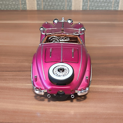 Mercedes-Benz 500K