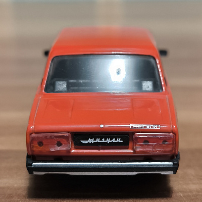 ВАЗ-2105 Жигули, 1:43